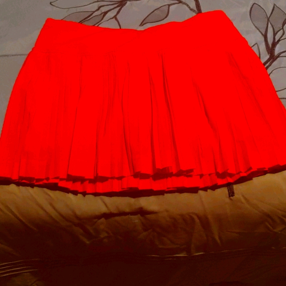 lululemon pleat to street skirt / skort